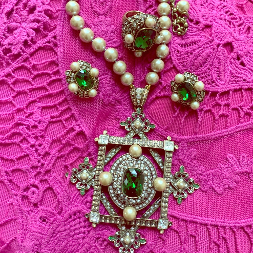 HEIDI DAUS~ Gorgeous Necklace, earrings set of 3